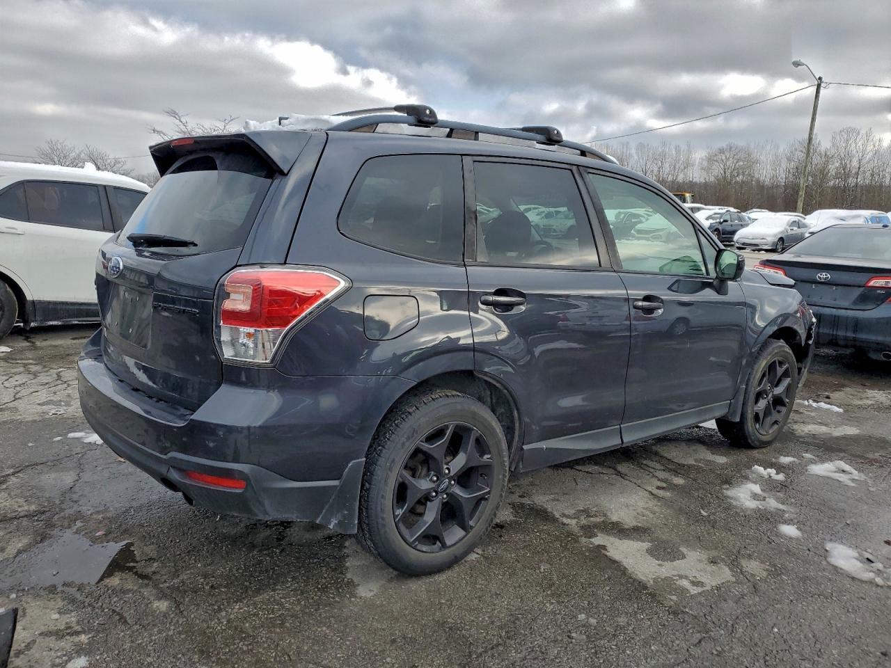 2018 Subaru Forester 2.5I Premium - Фото 3