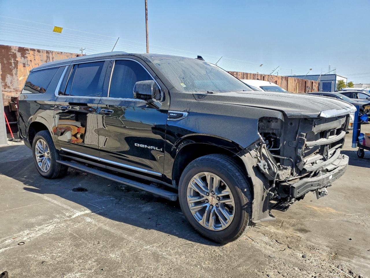 2023 GMC Yukon Xl Denali - Фото 4