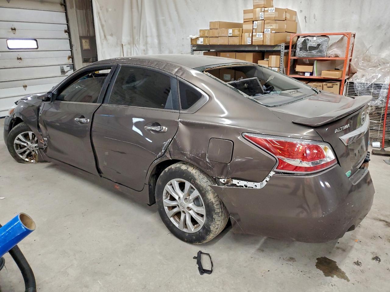 2014 Nissan Altima 2.5 S - Image 2