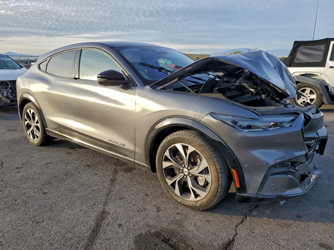 2023 Ford Mustang Mach-E Premium - Image 4