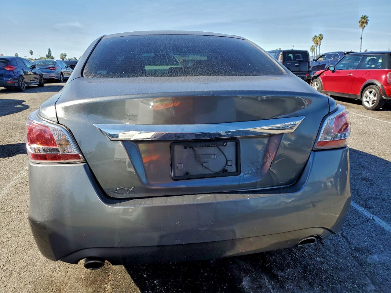 2015 Nissan Altima 2.5 - Фото 6