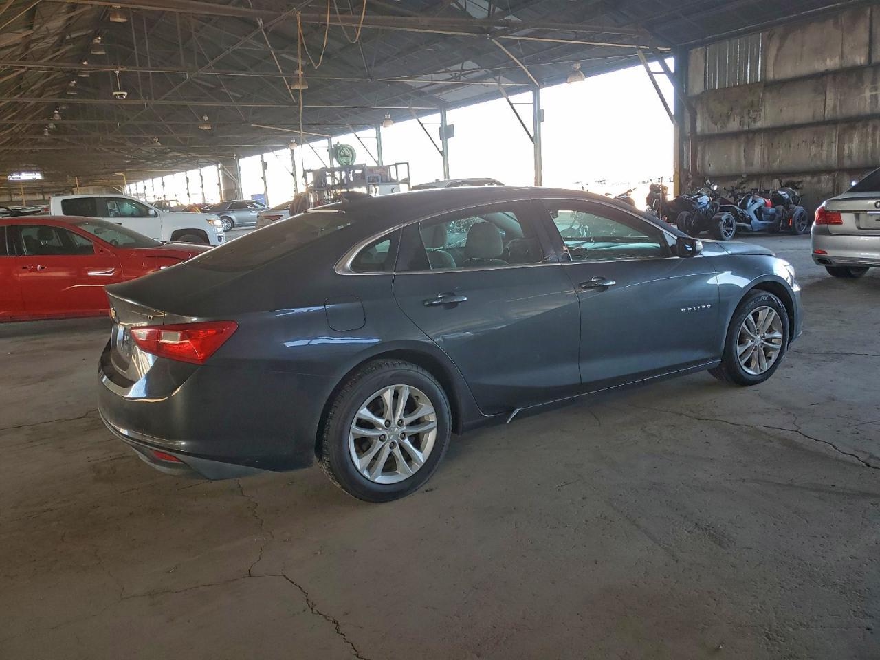 2016 Chevrolet Malibu Lt - Image 3