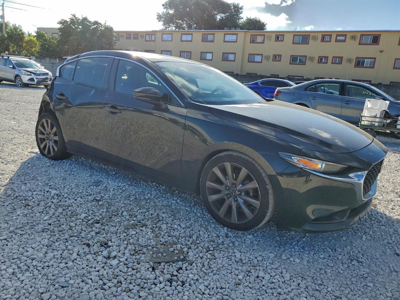 2019 Mazda 3 Select - Image 4