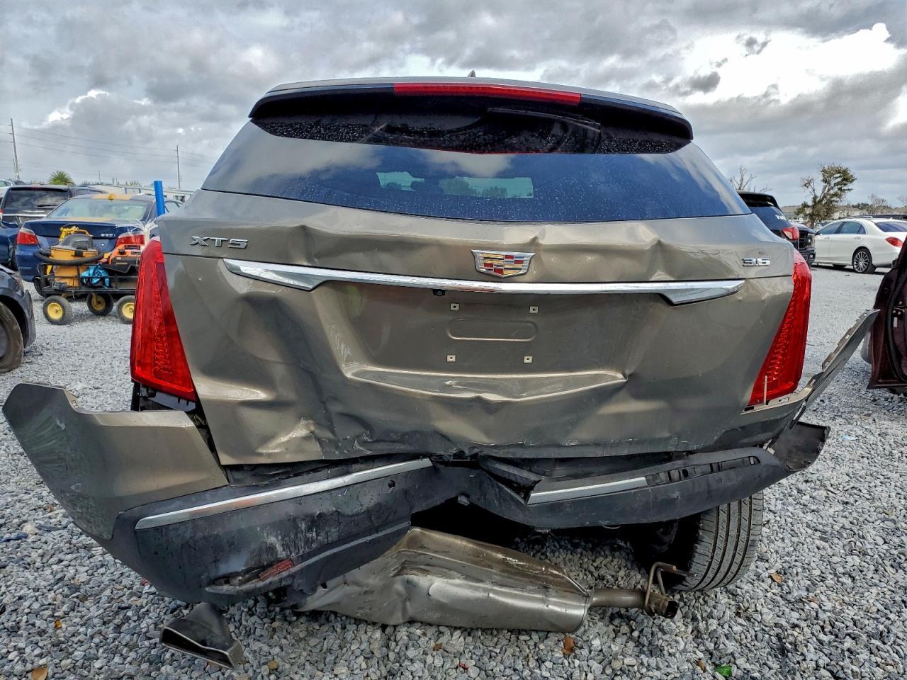 2018 Cadillac Xt5 - Фото 6