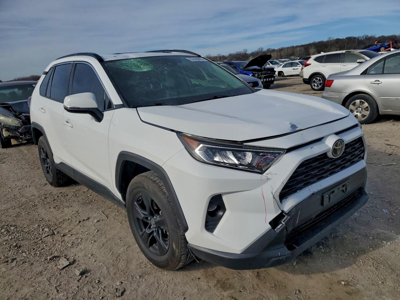 2019 Toyota Rav4 Xle - Image 4