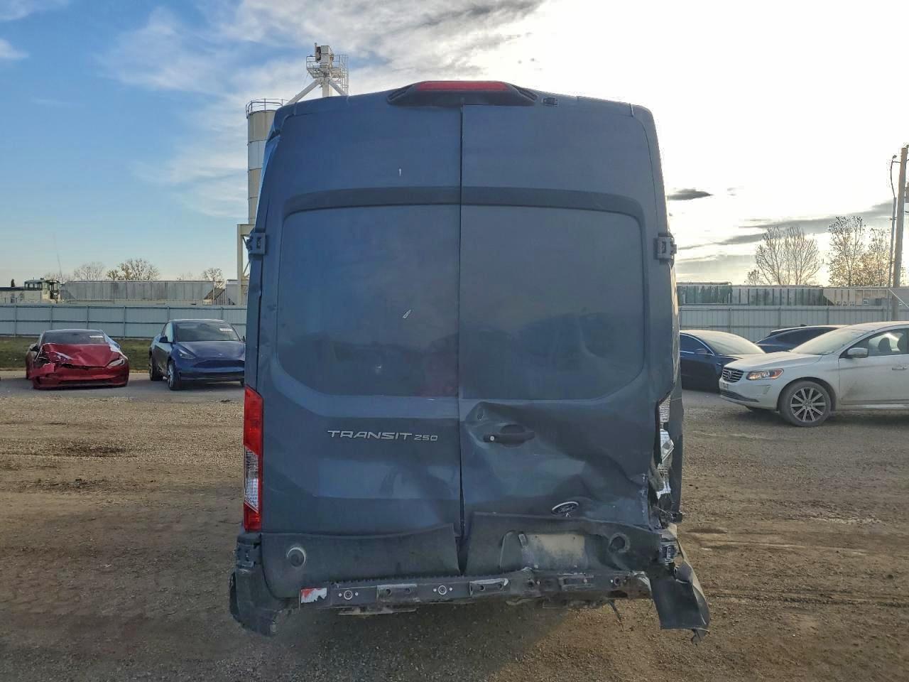 2019 Ford Transit T-250 Delivery Van - Фото 6