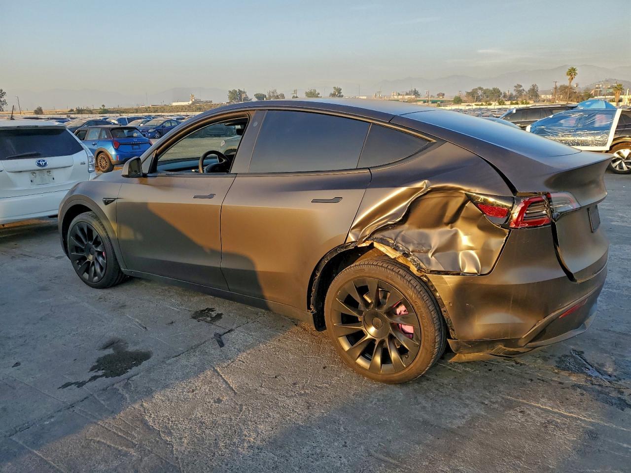 2022 Tesla Model Y - Image 2