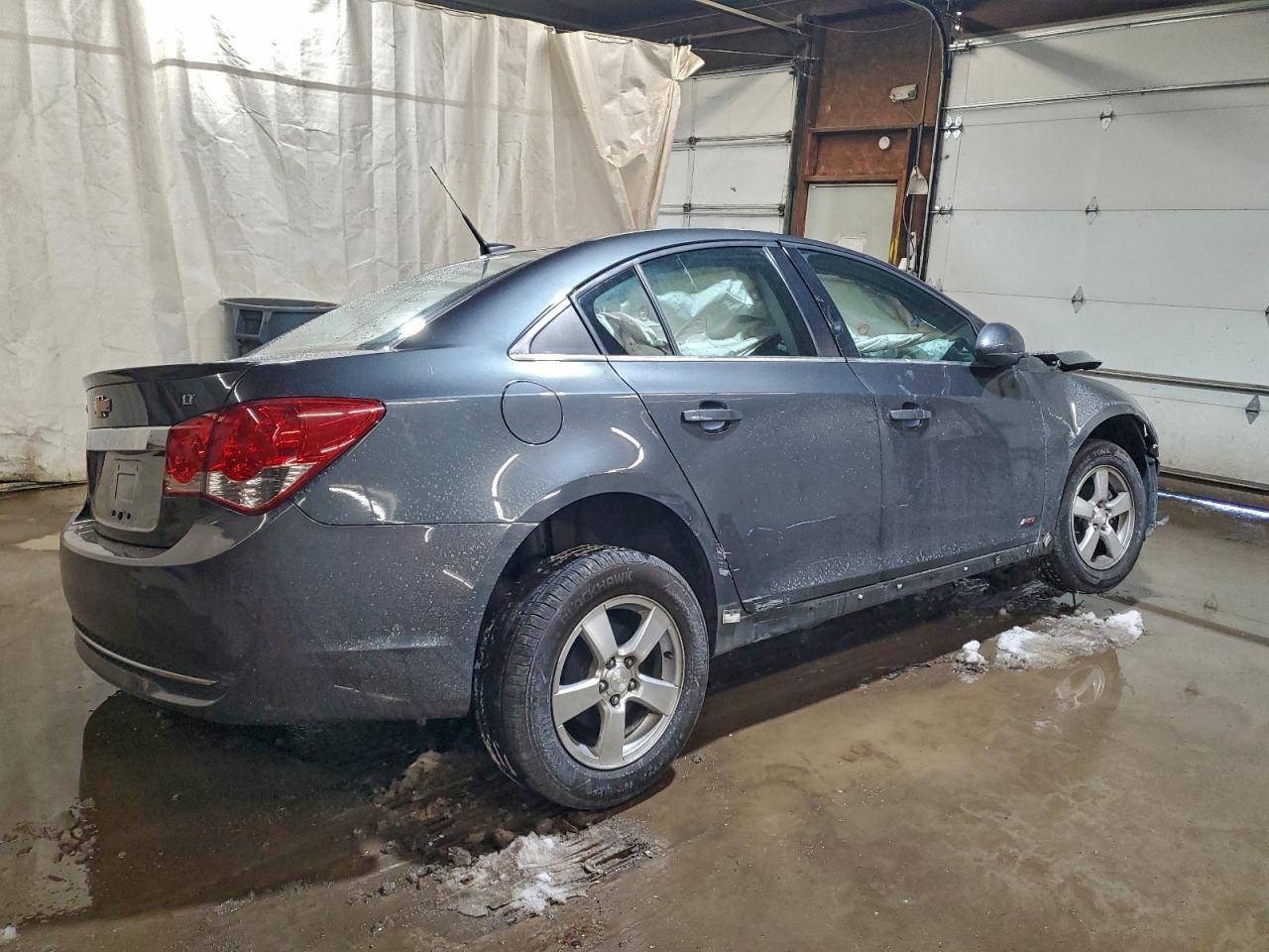 2013 Chevrolet Cruze Lt - Image 3