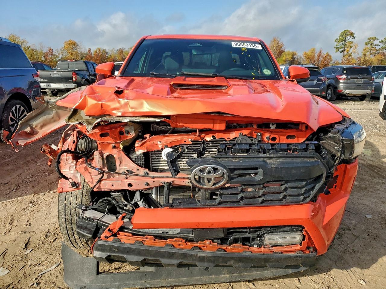 2024 Toyota Tacoma Double Cab - Image 5