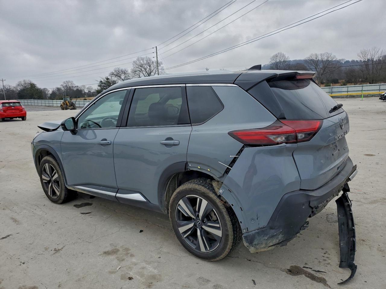 2023 Nissan Rogue Platinum - Фото 2