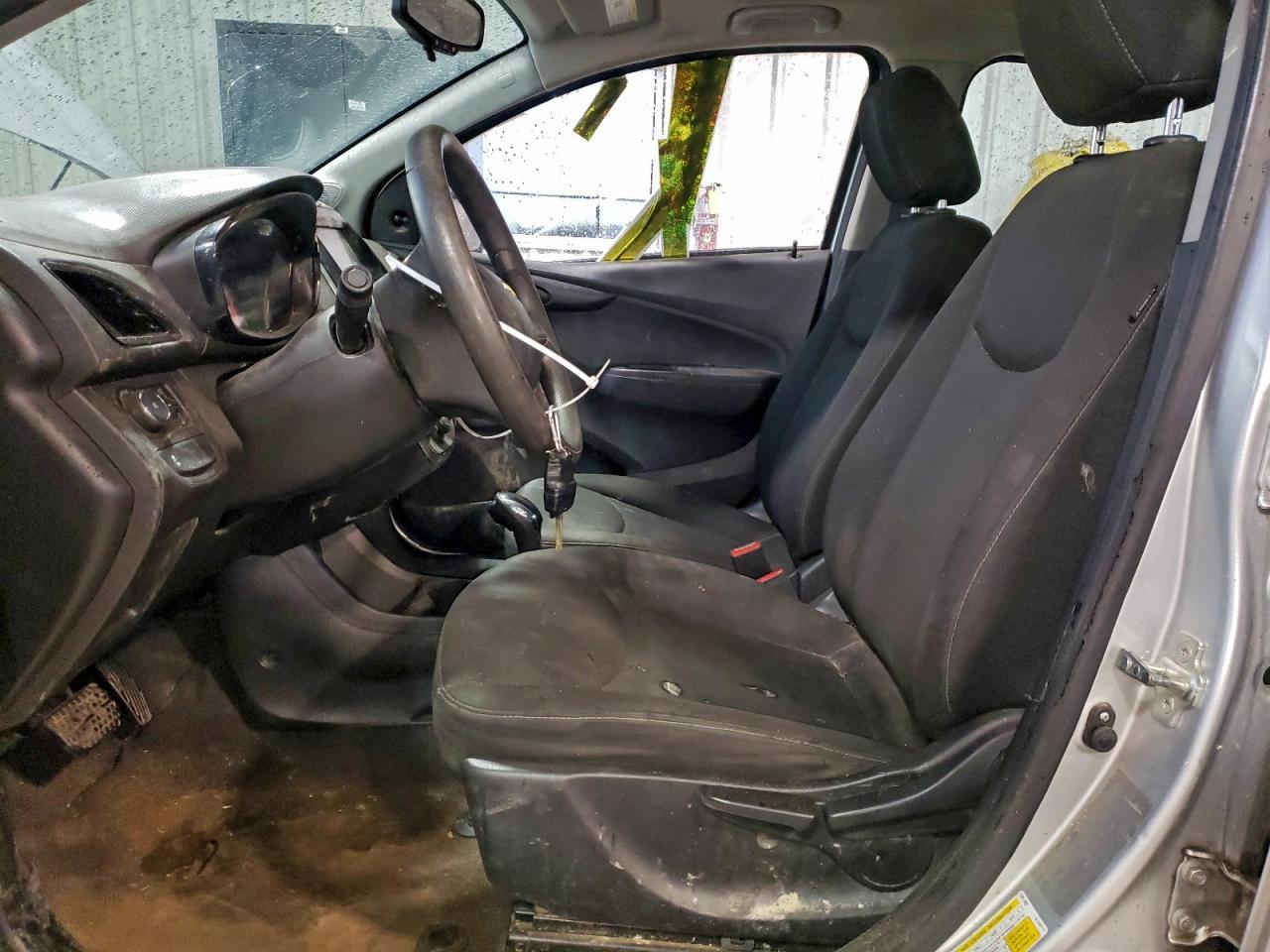2017 Chevrolet Spark Ls - Фото 7