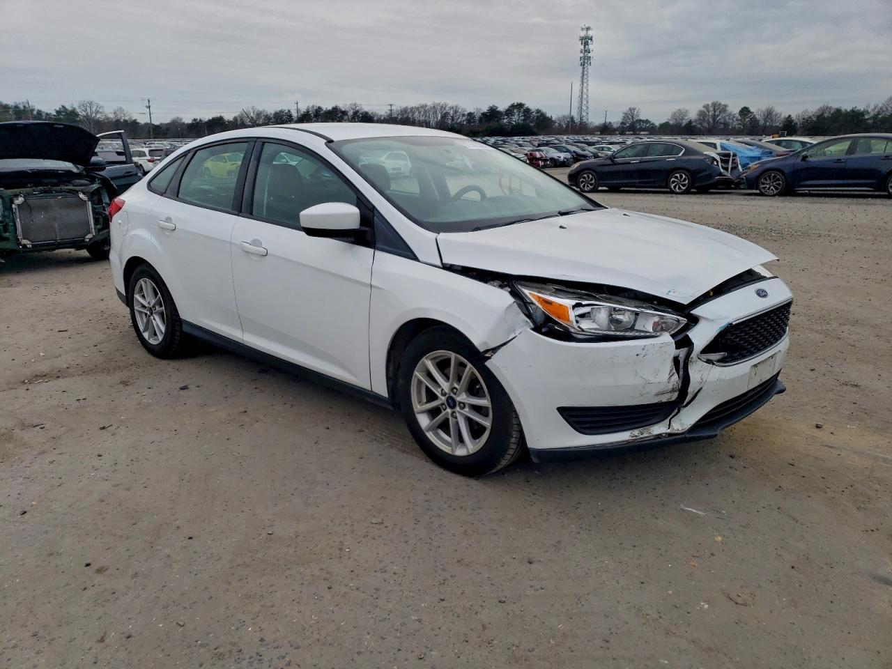 2018 Ford Focus Se - Фото 4