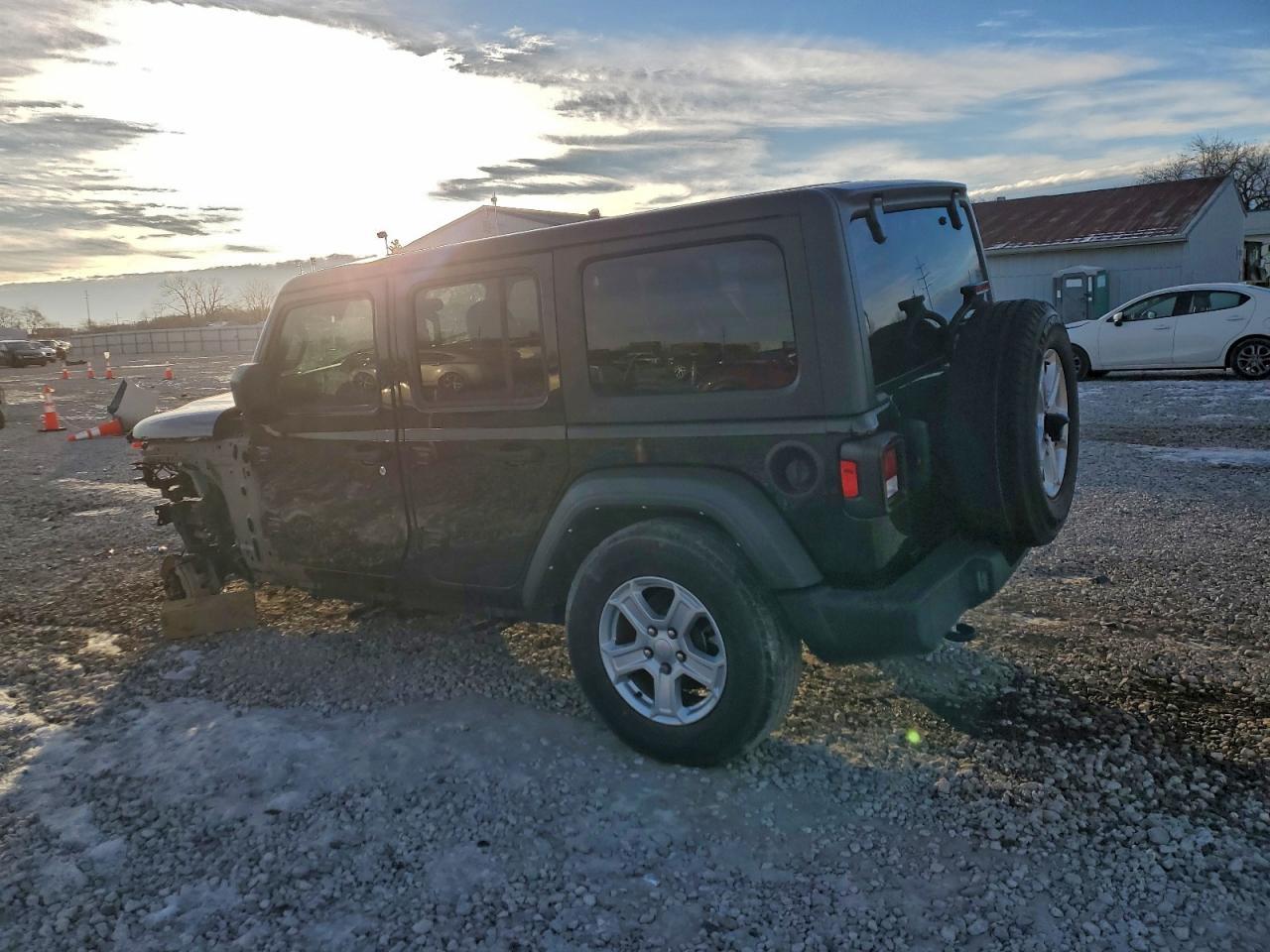 2021 Jeep Wrangler Unlimited Sport - Фото 2