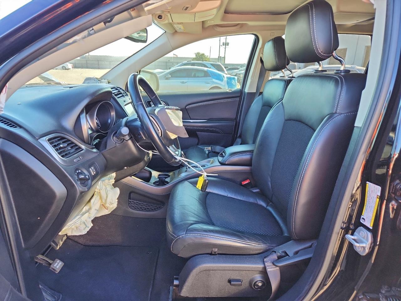 2020 Dodge Journey Crossroad - Image 7