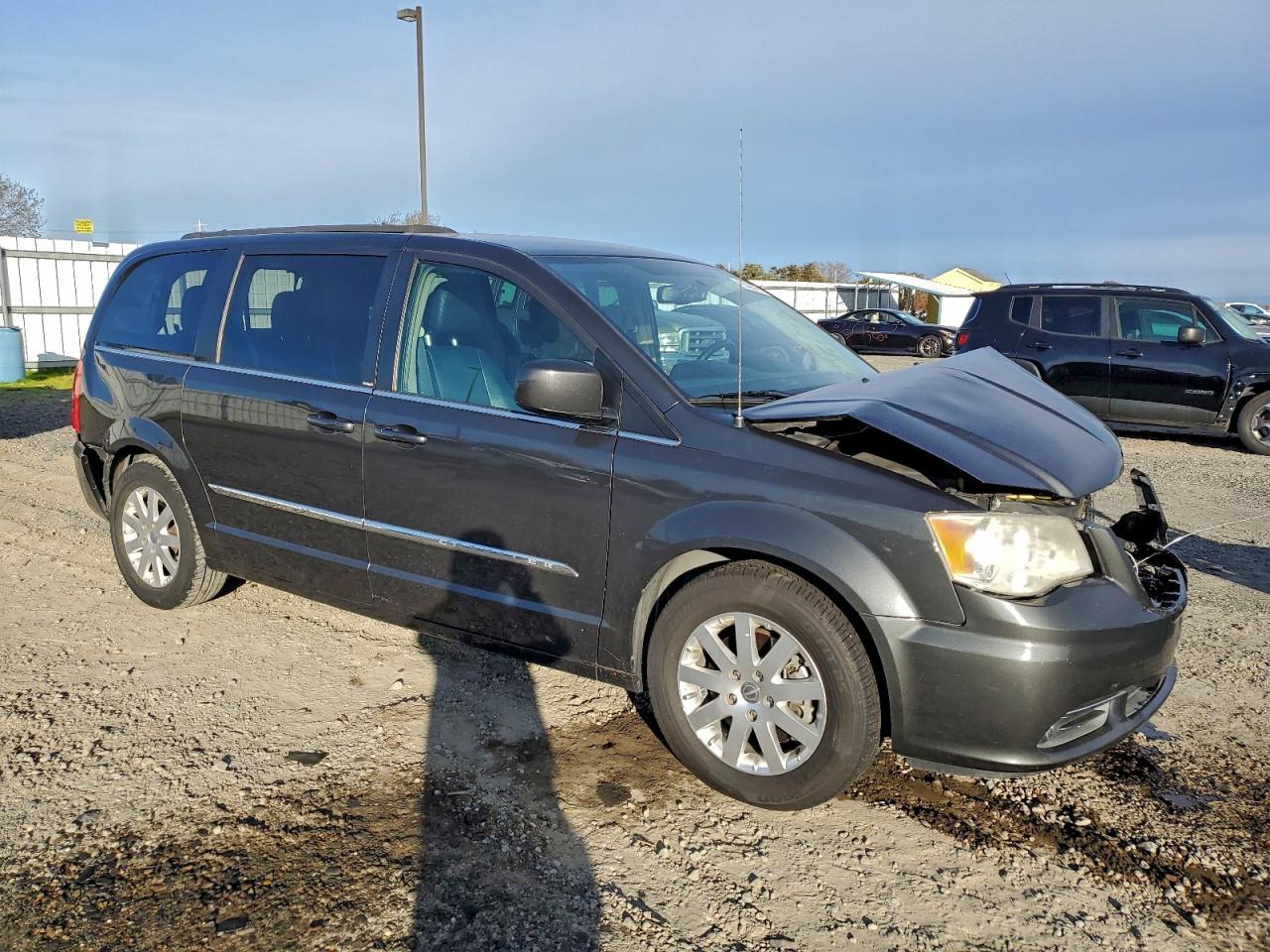 2012 Chrysler Town & Country Touring - Фото 4