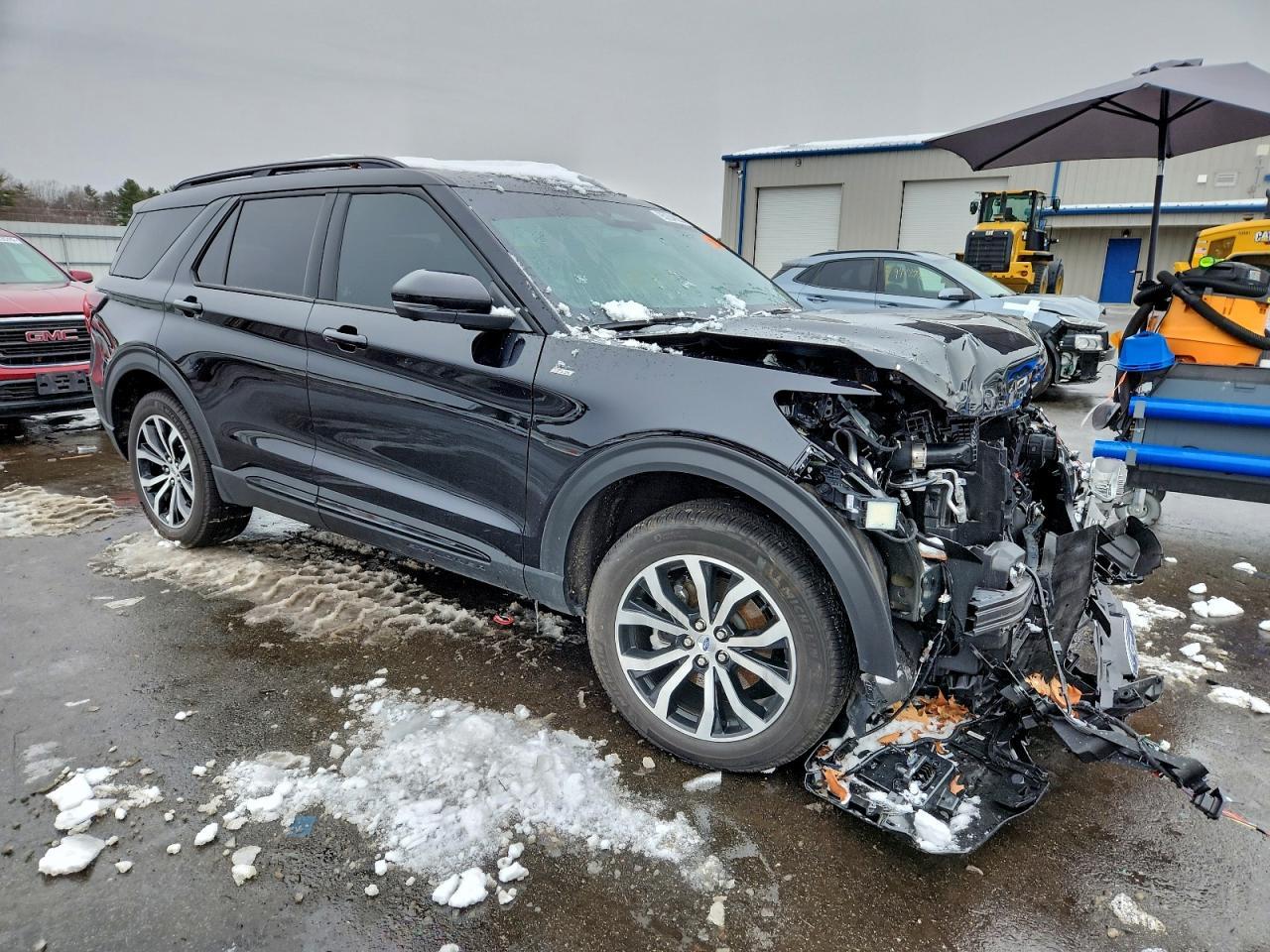 2025 Ford Explorer St-Line - Image 4