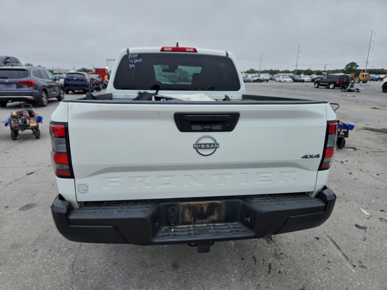 2024 Nissan Frontier S - Фото 6