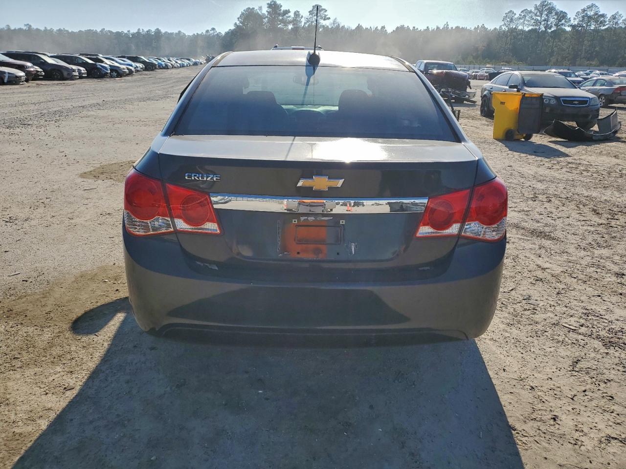 2016 Chevrolet Cruze Limited Ls - Image 6