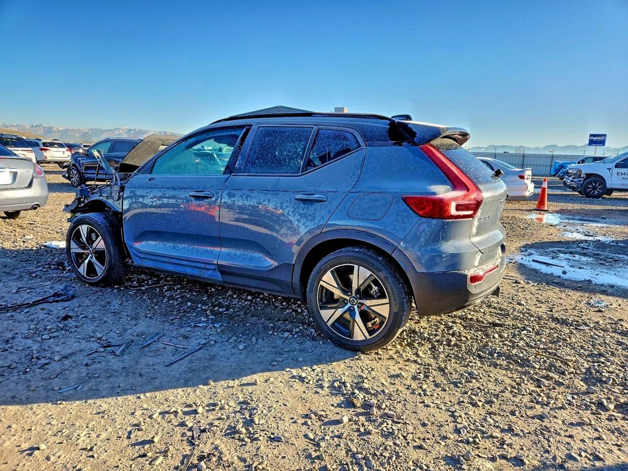 2021 Volvo Xc40 Recharge - Фото 2