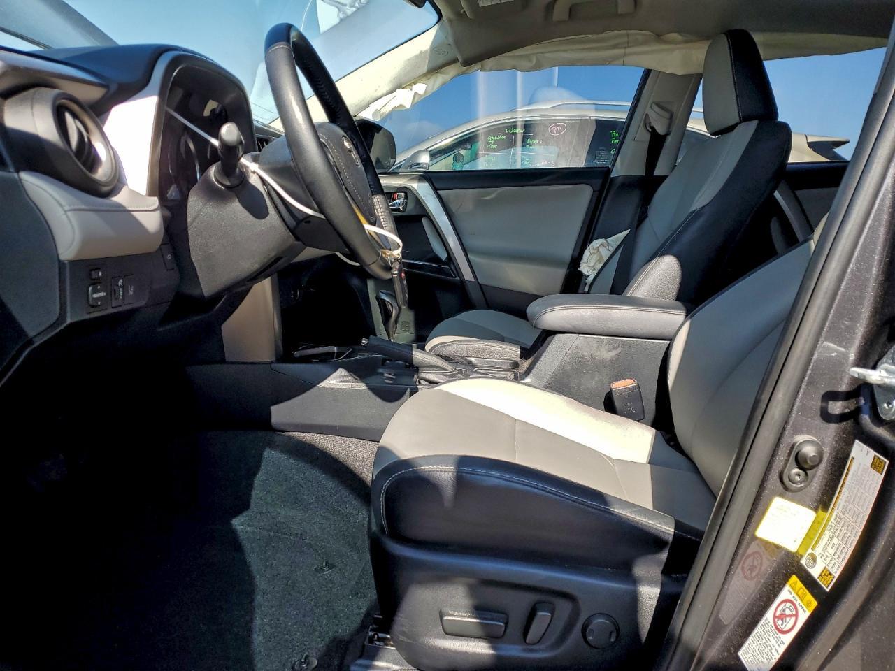 2017 Toyota Rav4 Limited - Фото 7