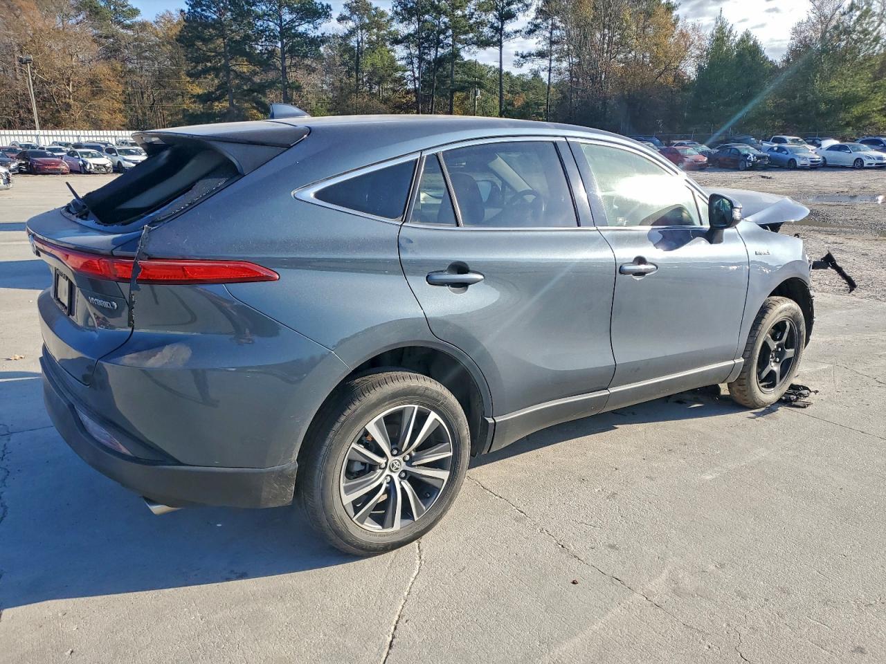 2021 Toyota Venza Le - Фото 3