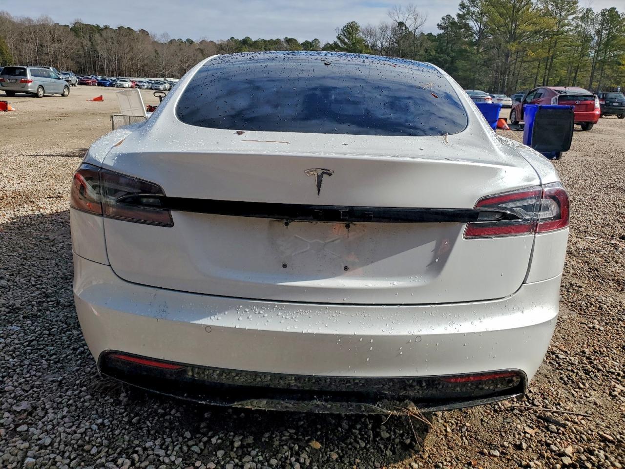 2022 Tesla Model S - Фото 6