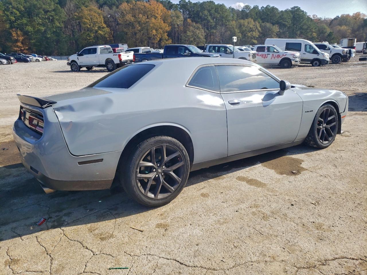 2020 Dodge Challenger R/T - Фото 3