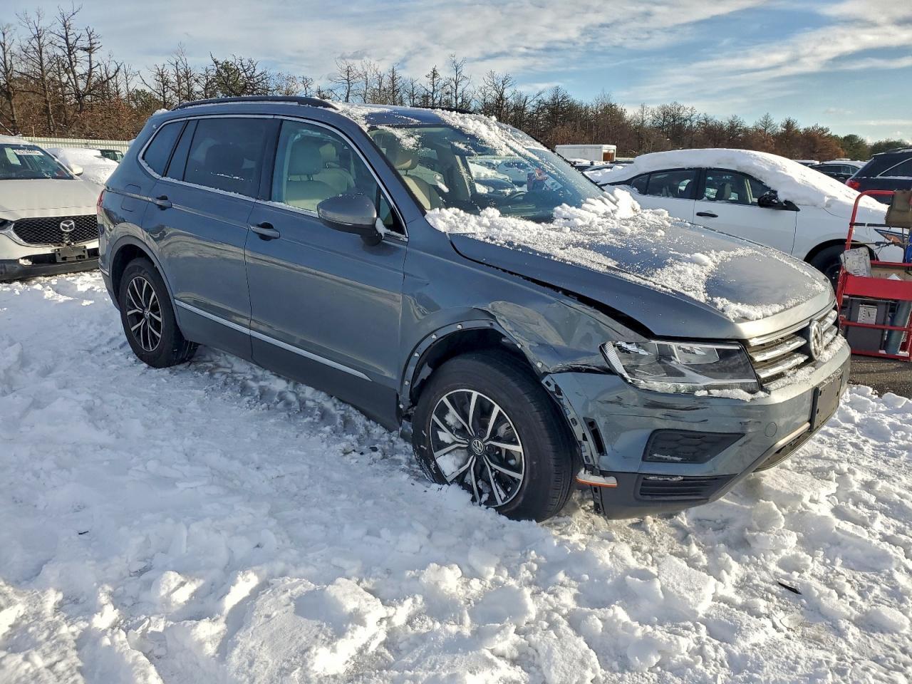 2021 Volkswagen Tiguan Se - Фото 4