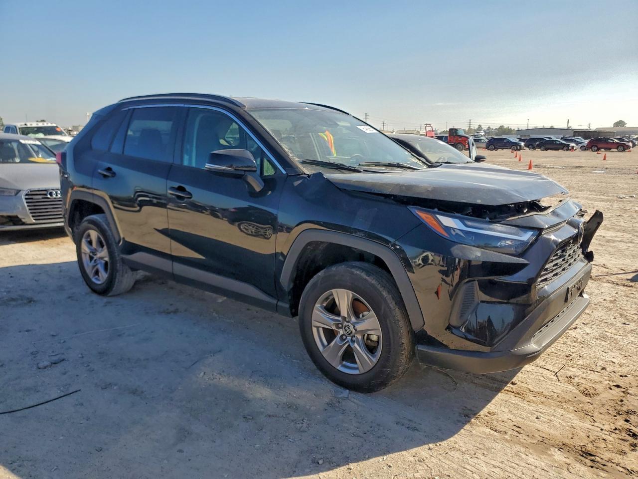 2023 Toyota Rav4 Xle - Фото 4