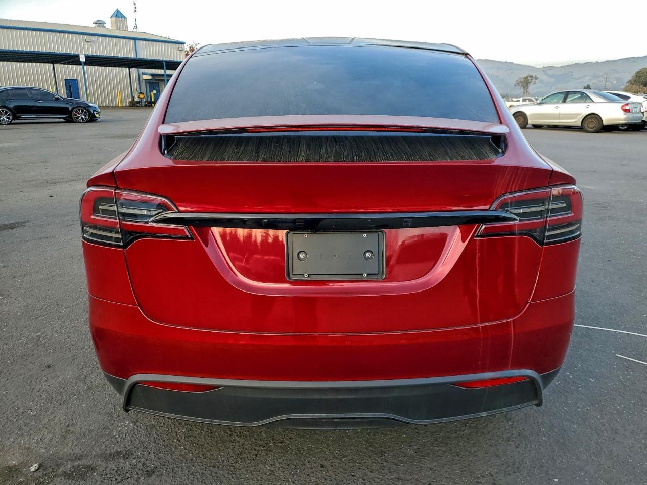 2026 Tesla Model X - Фото 6
