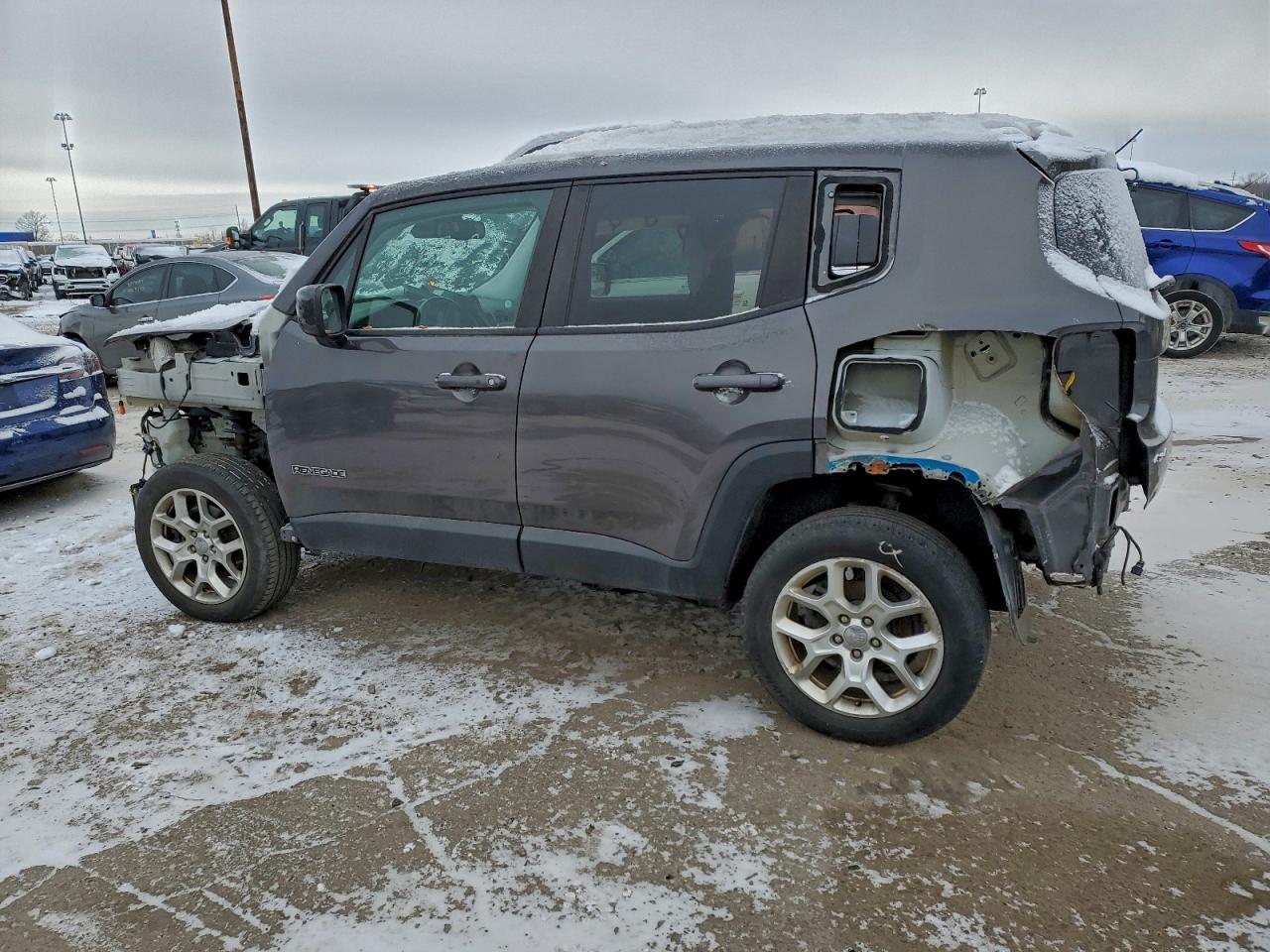 2016 Jeep Renegade Latitude - Фото 2