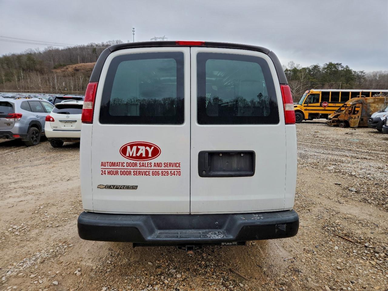 2017 Chev Express G2500 - Фото 6