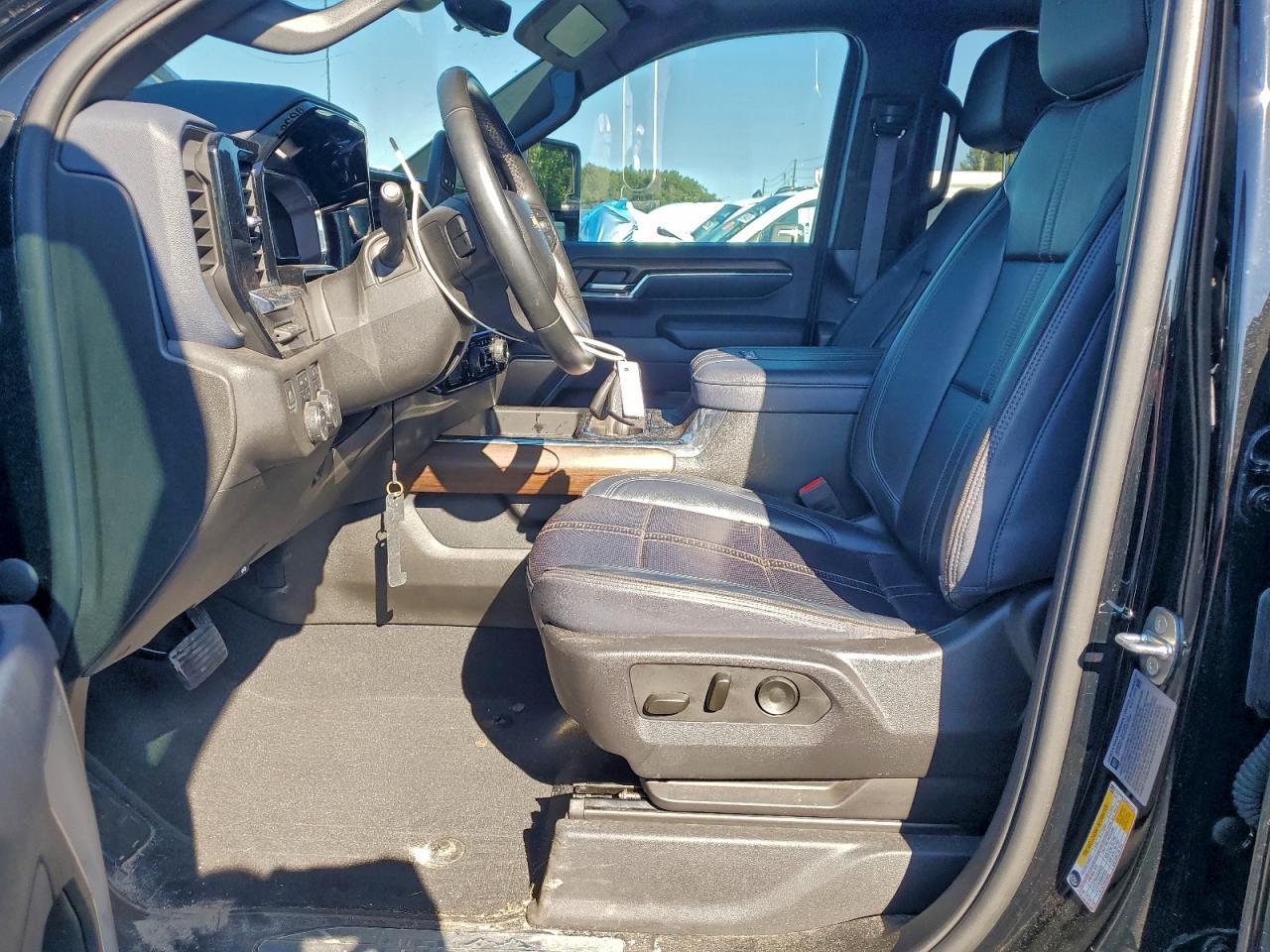 2024 Chevrolet Silverado K2500 High Country - Фото 7