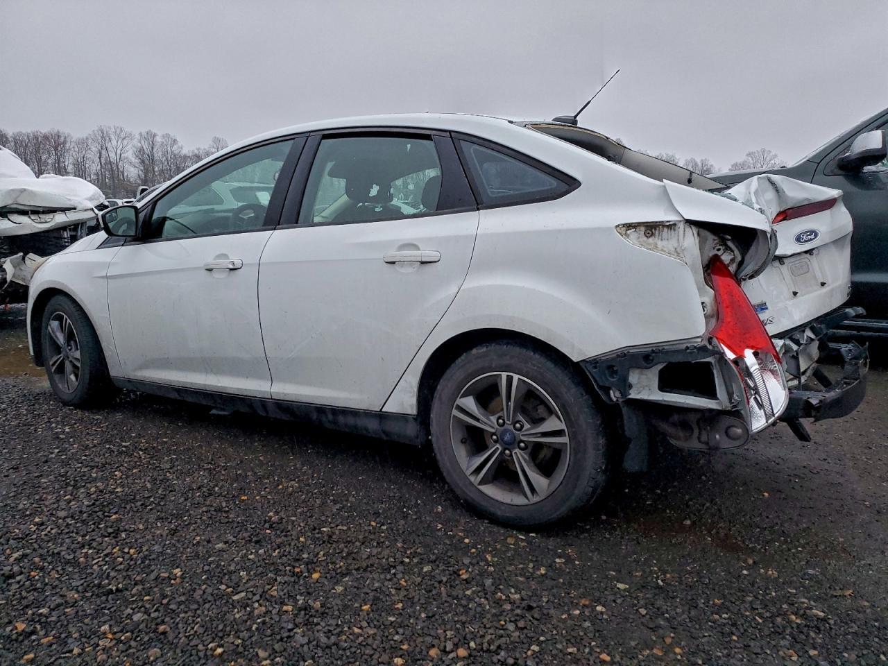 2018 Ford Focus Se - Фото 2