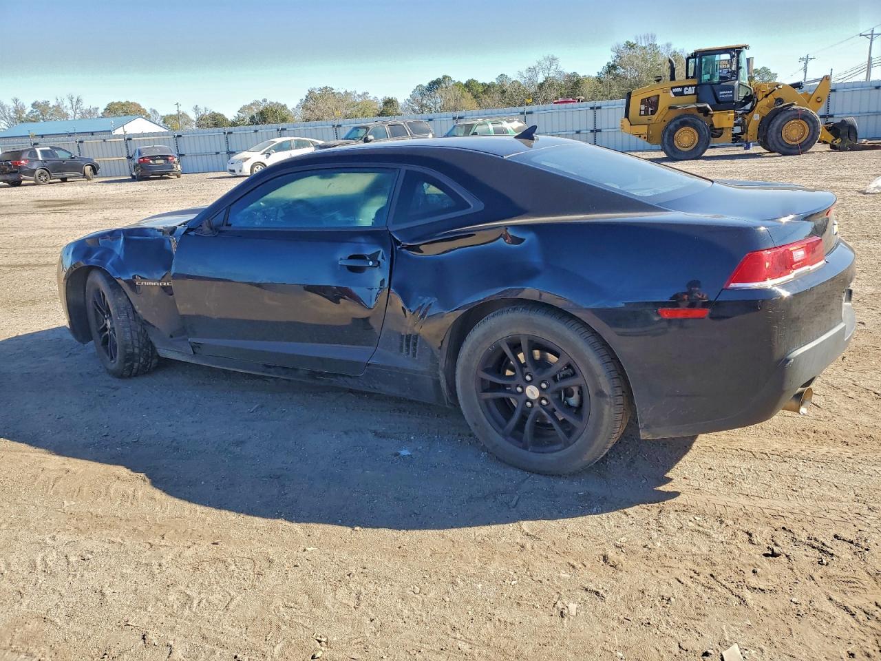 2015 Chevrolet Camaro Ls - Фото 2