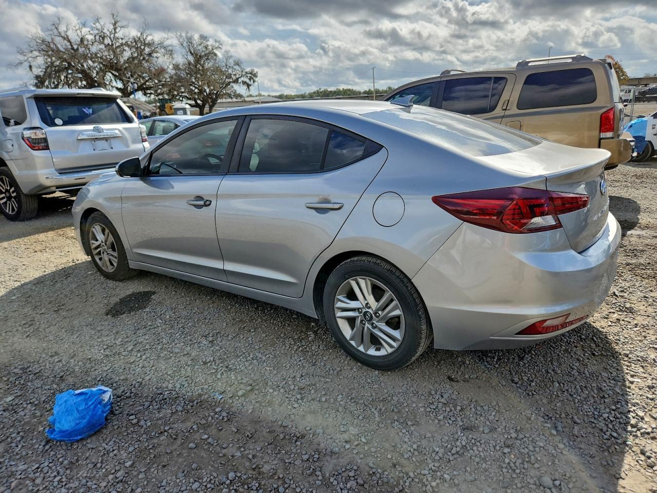 2020 Hyundai Elantra Sel - Image 2