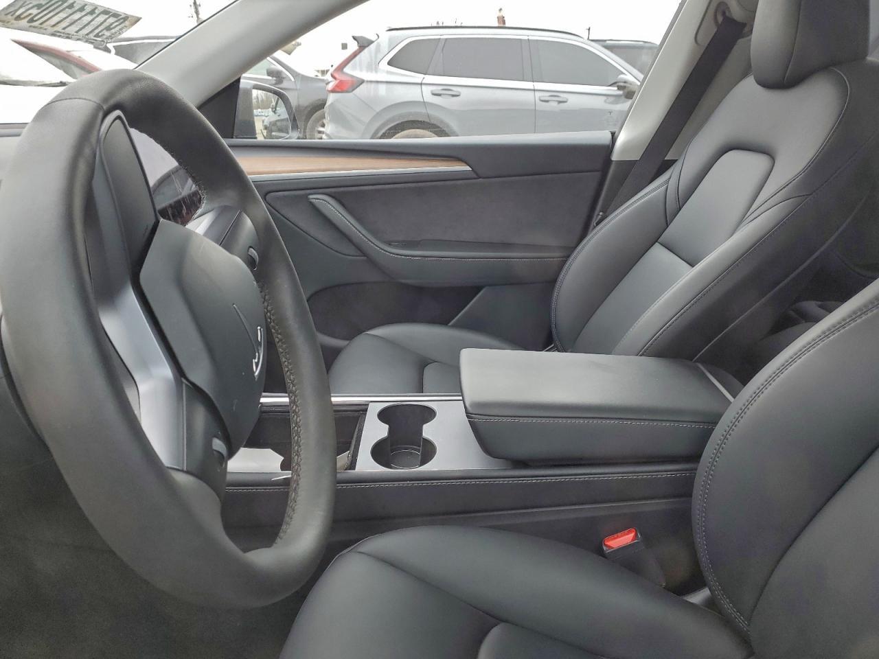 2024 Tesla Model Y - Фото 7