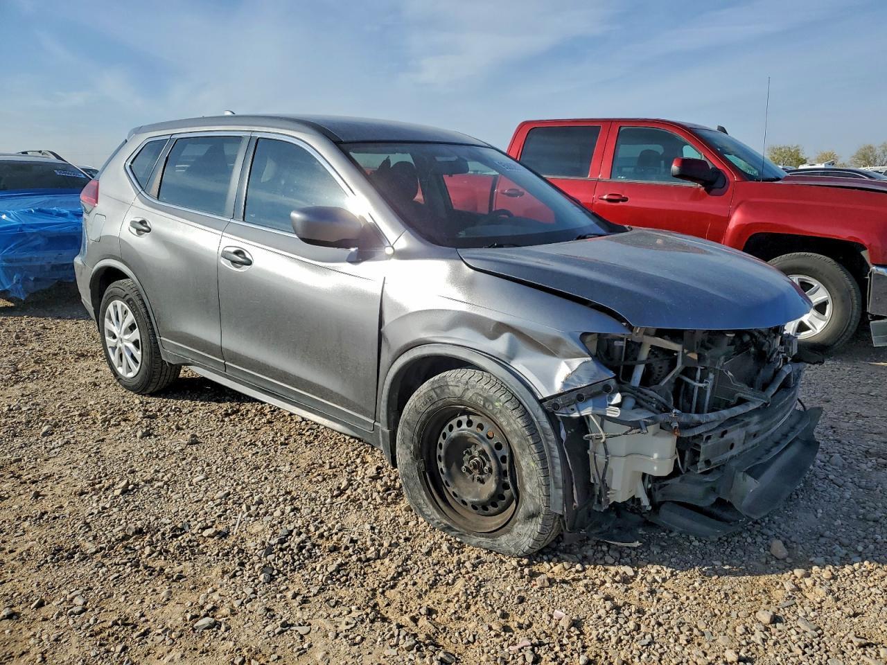 2018 Nissan Rogue S - Image 4