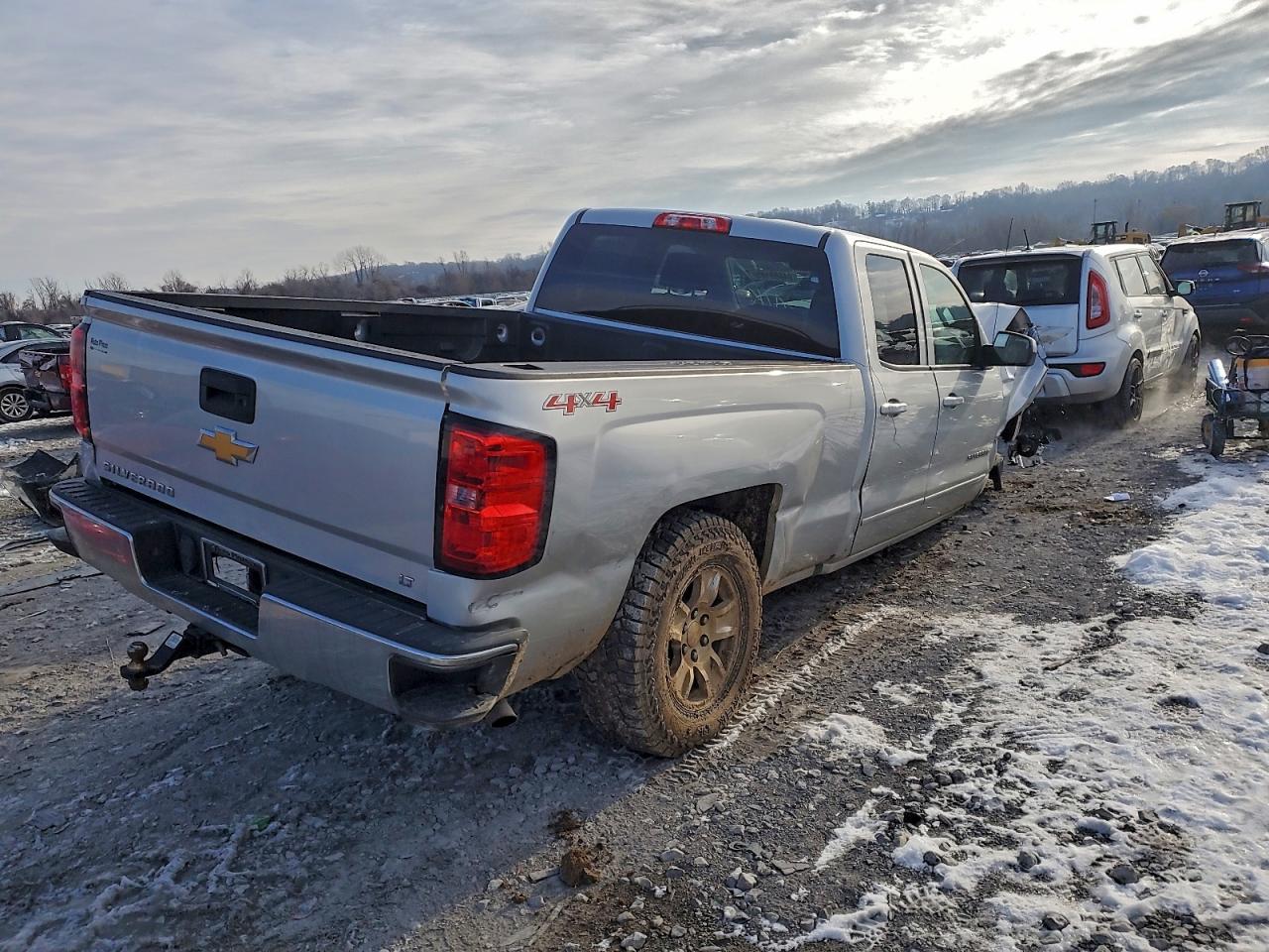 2016 Chevrolet Silverado K1500 Lt - Image 3
