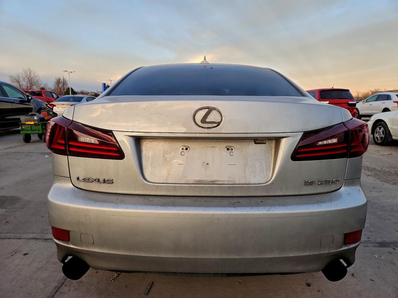 2010 Lexus Is 250 - Фото 6