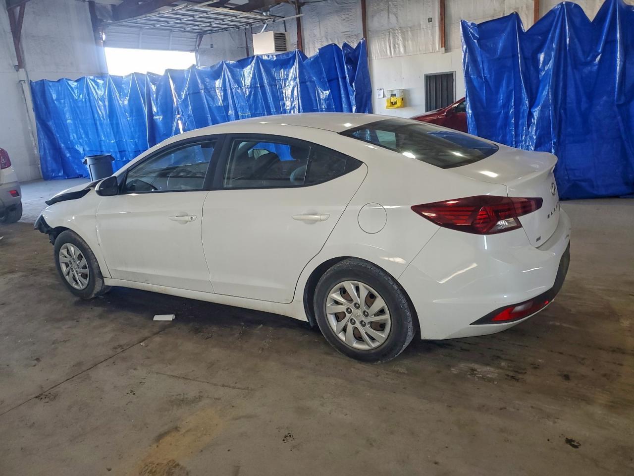 2020 Hyundai Elantra Se - Фото 2