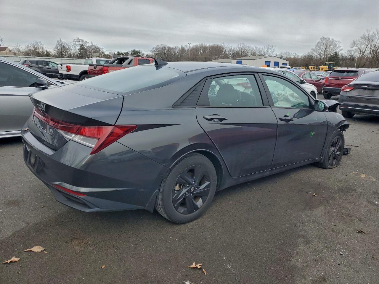 2023 Hyundai Elantra Sel - Фото 3