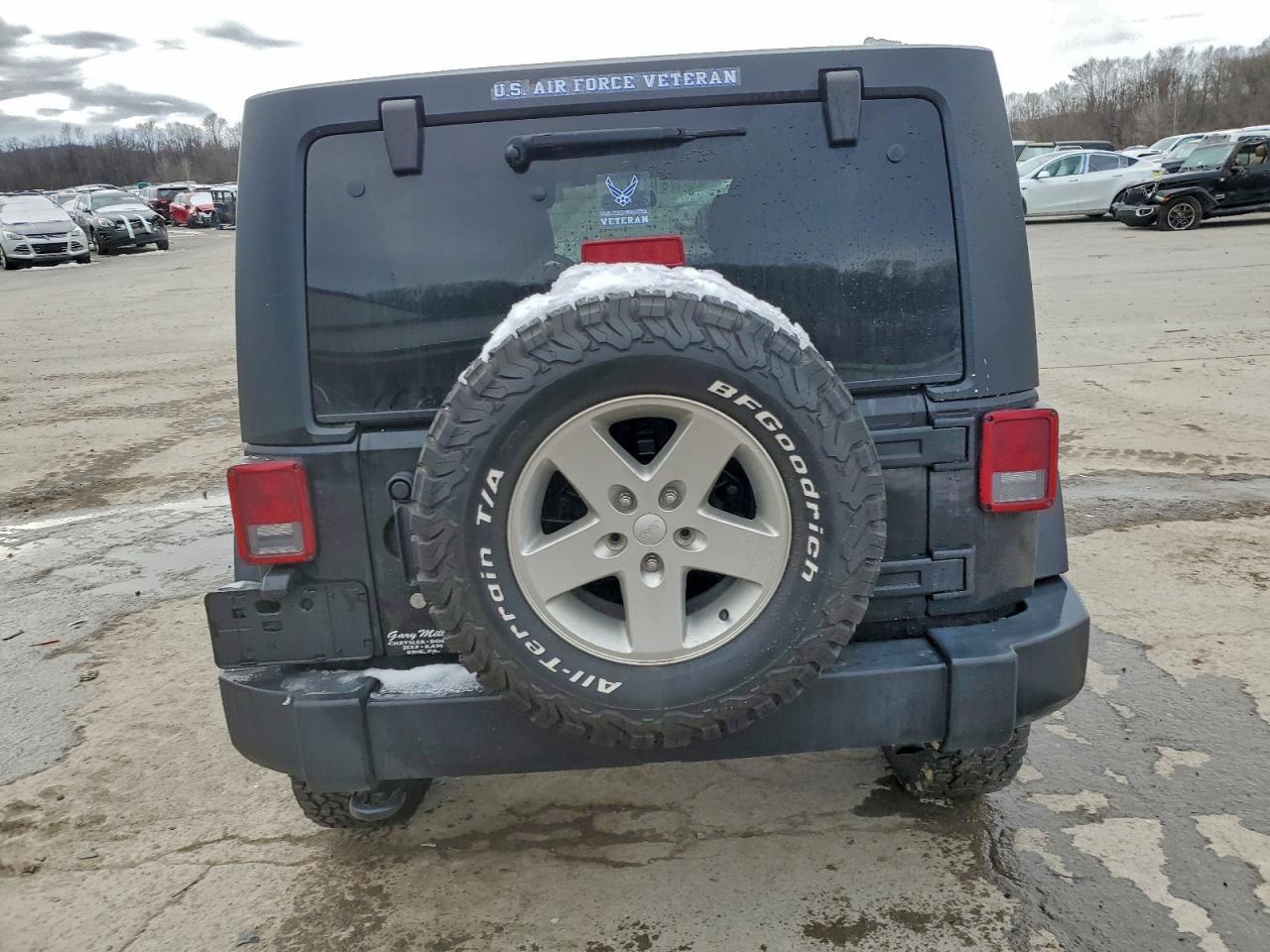 2014 Jeep Wrangler Unlimited Sport - Image 6