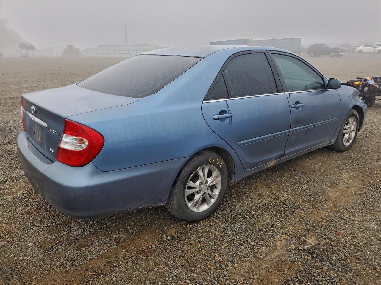 2004 Toyota Camry Le - Image 3