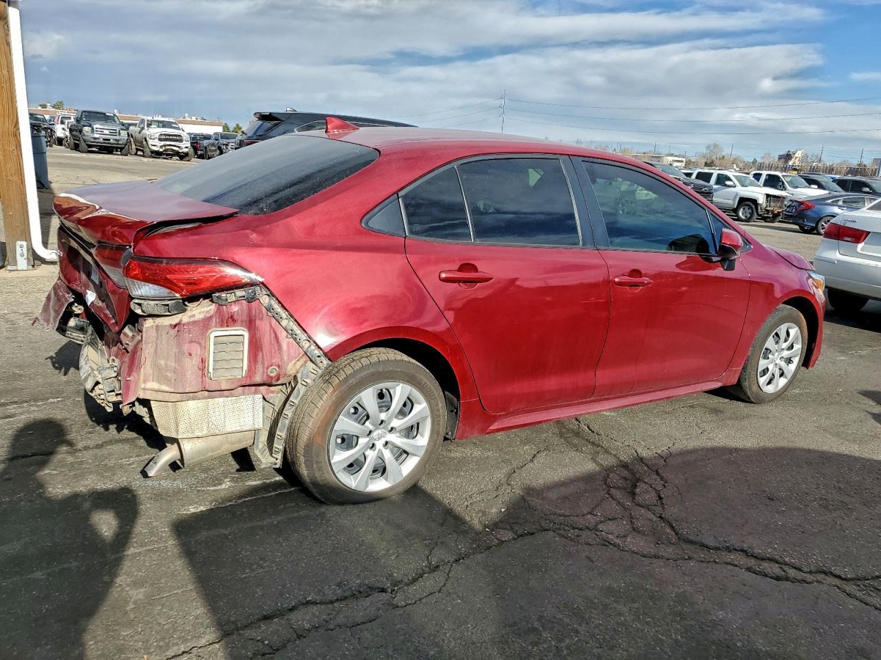 2025 Toyota Corolla Le - Фото 3