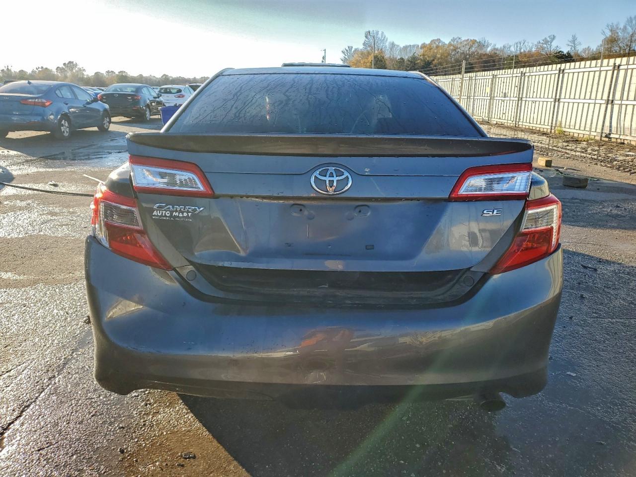 2013 Toyota Camry L - Фото 6