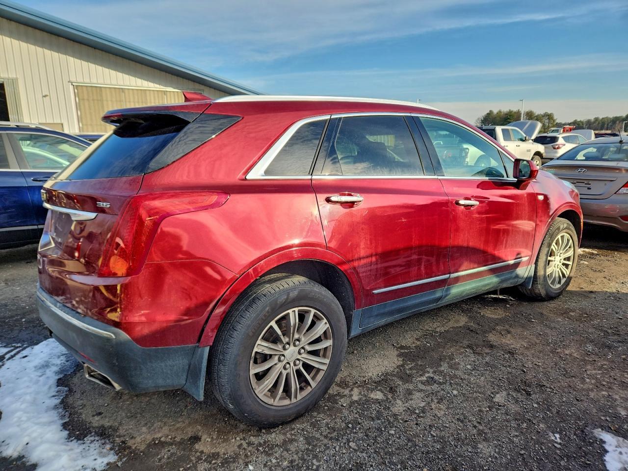 2017 Cadillac Xt5 Luxury - Фото 3