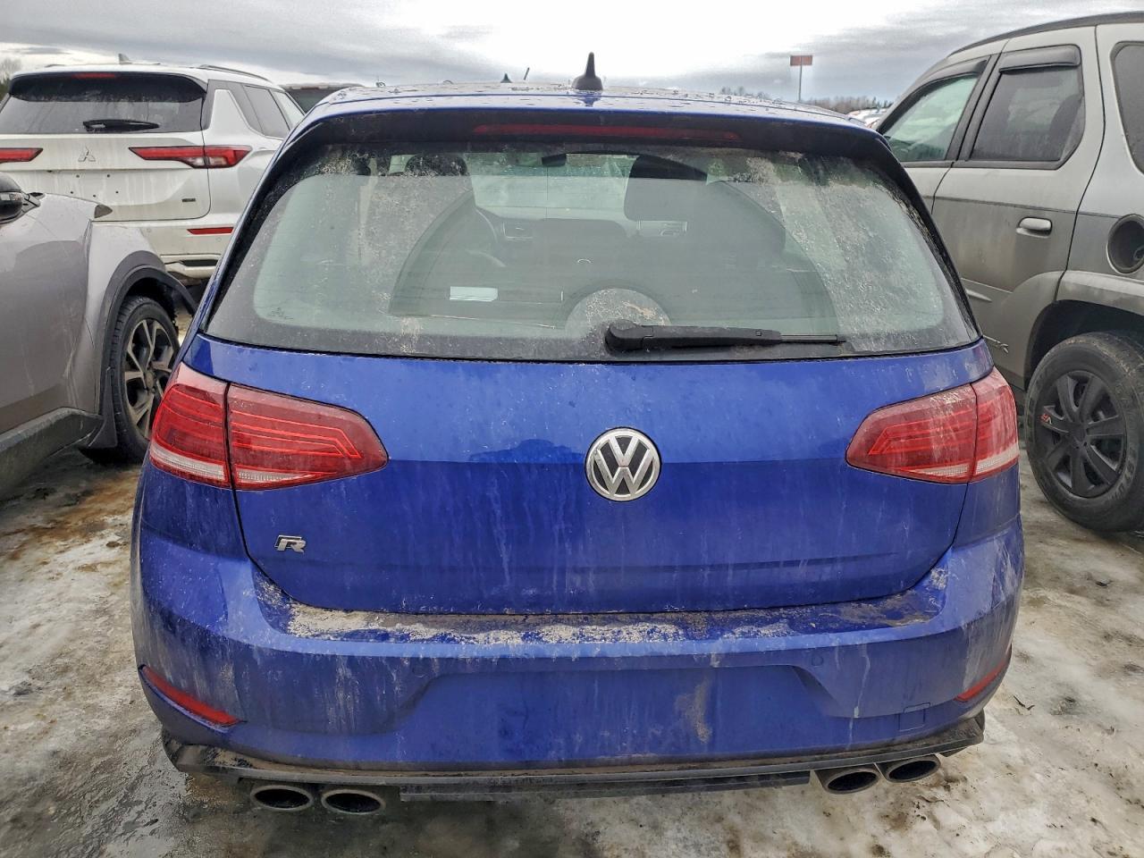 2018 Volkswagen Golf R - Image 6