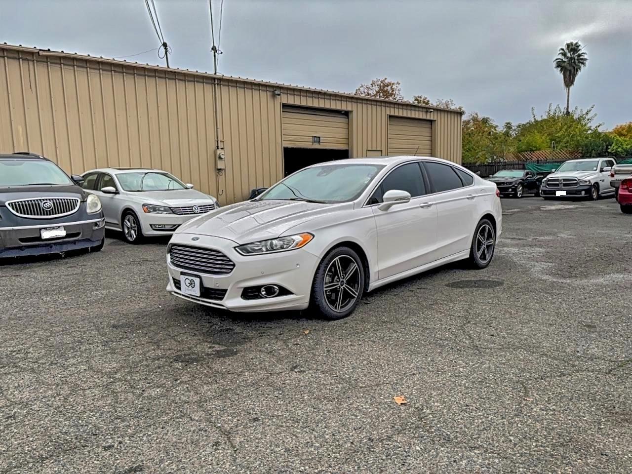 2016 Ford Fusion Titanium - Фото 2