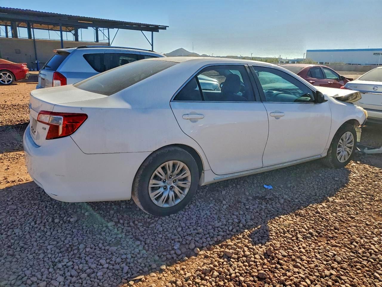 2013 Toyota Camry L - Image 3